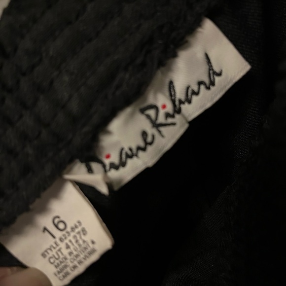 DIANE RICHARD VINTAGE BLACK STRETCHY WITH POCKETS MIDI SKIRT - Picture 5 of 6